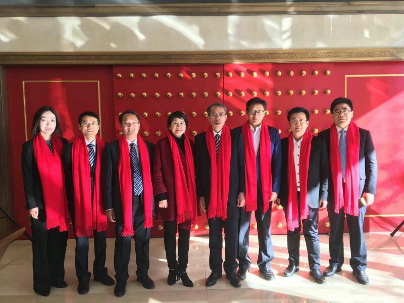 1496480978478073.jpg 3-胡宏峻董事长、薛源总经理、王进所长、余才志副院长、季超副院长等在挂牌仪式上亲切合影.jpg