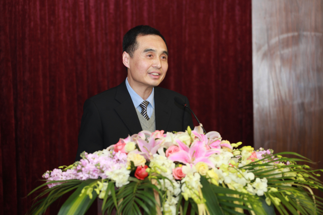 1496482730586876.jpg 1-孙明同志对2016年度指标完成情况及记取方式进行说明.jpg