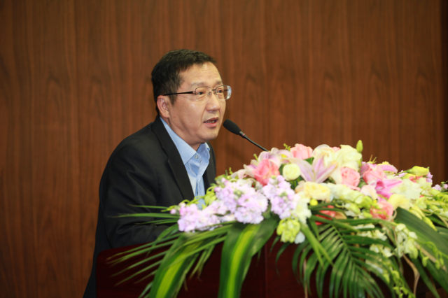 1496496034179914.jpg 24-工会主席王萌代表十一科技干部员工发言.jpg