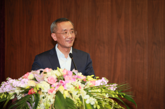 1496496350234634.jpg 37-无锡产业集团主席蒋国雄作重要讲话.jpg